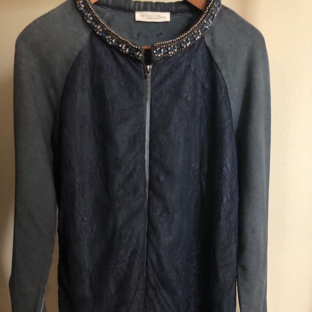 twin set laced jacket
